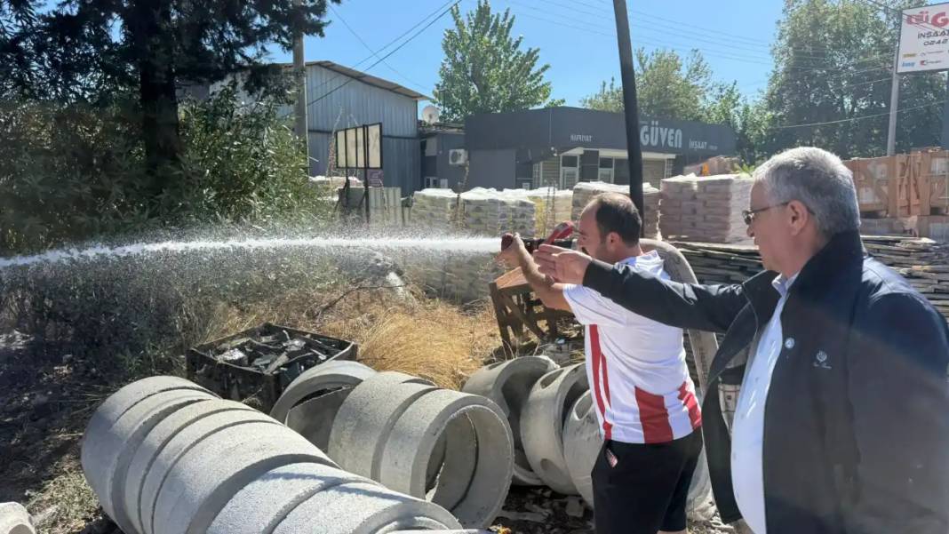 Kemer’de Restoran ve Kamyon Kül Oldu! 13